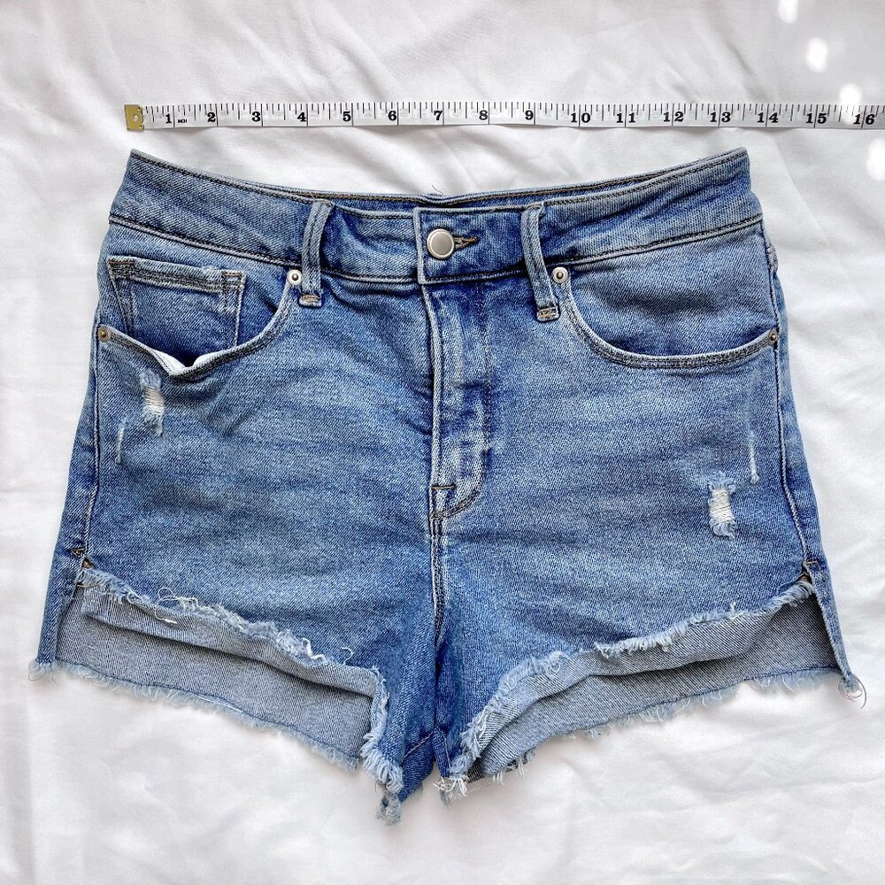 GOOD AMERICAN Good Curve Denim Jean Shorts, Size 8, Raw Hem, High Waisted, Curvy
